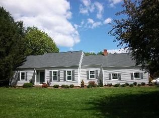 107 Robert Pl, Stewartsville, NJ 08886