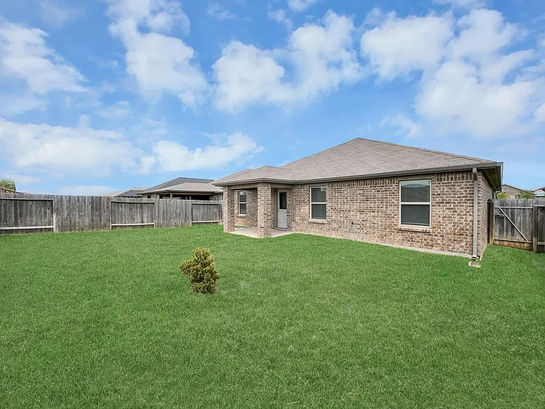 3314 Zephyr Park Ln — Photo 37