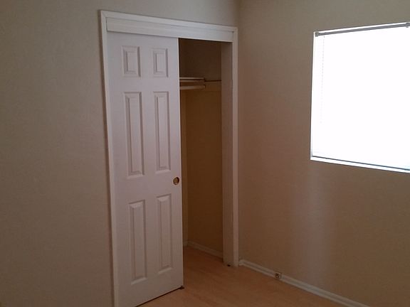 5th image of 7607 E Pinchot Ave