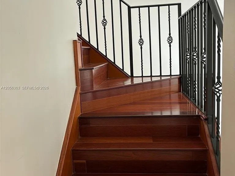 613 Patio Village Way — Photo 44