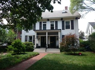 8 Holbrook St, Jamaica Plain, MA 02130