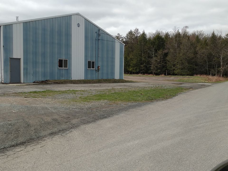 1st image of 40 Frankie Ln