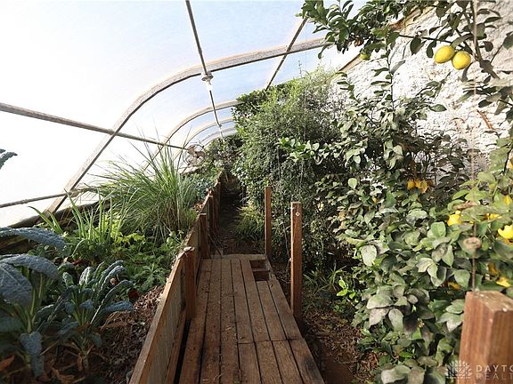 2nd image of 2450 Beaver Valley Rd