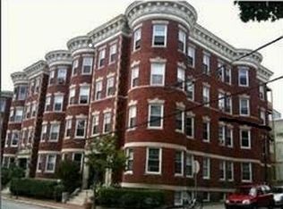 161 Hancock St APT 8, Cambridge, MA 02139