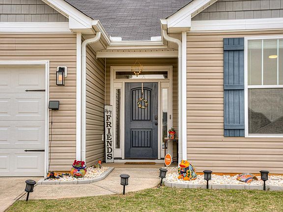 3rd image of 2061 Fern Crest Lane