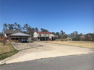 3920 Airhart Rd, Lake Charles, LA 70605