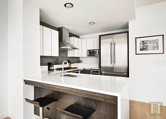 Rented by Halstead Real Estate | media 21