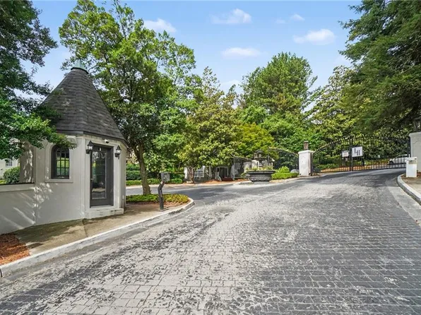 4105 Pine Heights Dr NE, Atlanta, GA 30324
