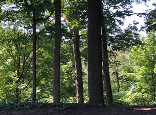 22995 Mastick Rd, Fairview Park, OH 44126