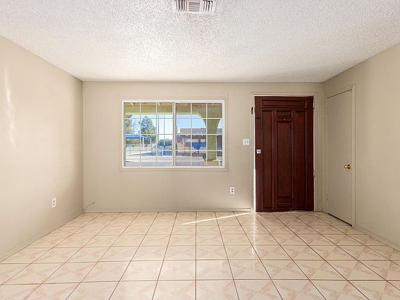 5th image of 2544 N 60th Ave