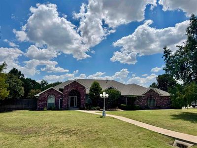 16 NW Scenic Ridge Dr, Lawton, OK, 73505