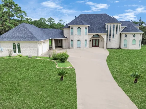 1321 E Archer Rd, Baytown, TX 77521