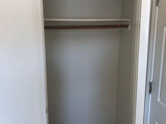 3rd image of 658 24th Ave #2