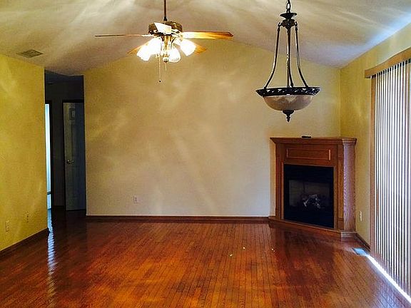 4th image of 4481 Nottingham Ct