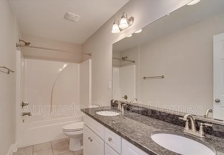 33 Ashton Pointe Dr — Photo 17