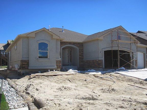 3rd image of 12769 Mission Meadow Dr