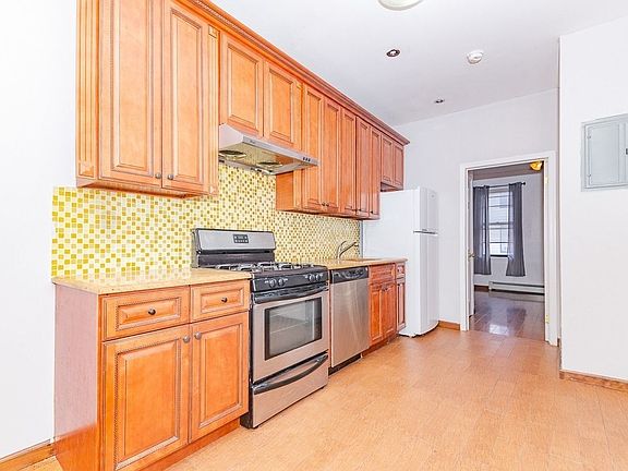 2nd image of 215 Himrod St #2RR