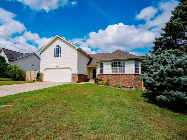 412 Shadylake Dr, La Vergne, TN 37086