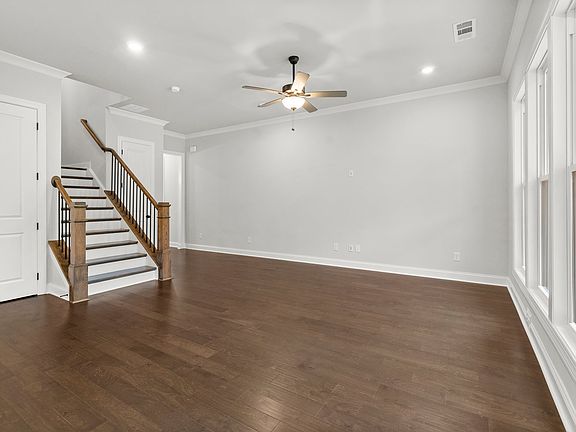 7th image of this home