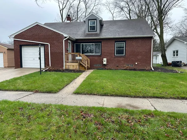 2000 Tackle St, Essexville, MI 48732