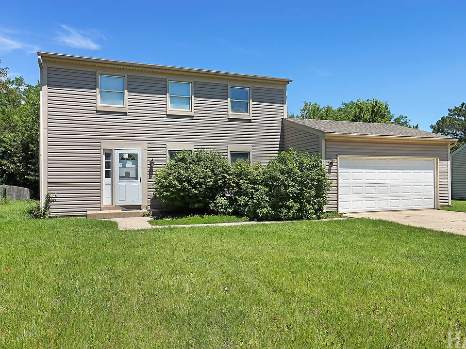 2208 Kensington Dr