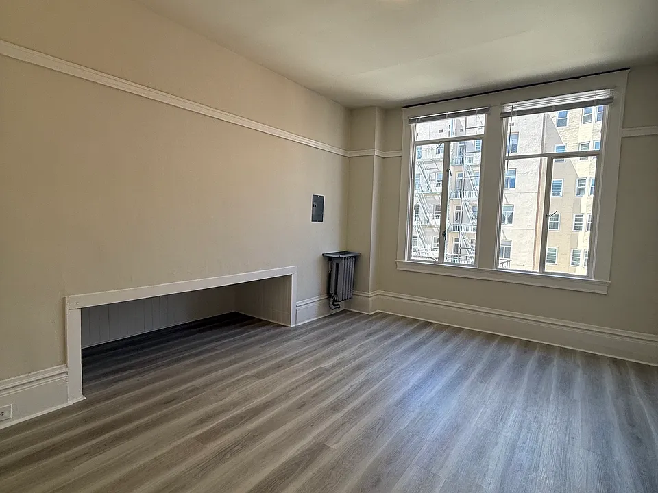 422 Ellis St #610