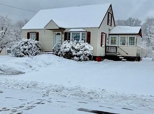 70 Faith Ave, Dracut, MA 01826