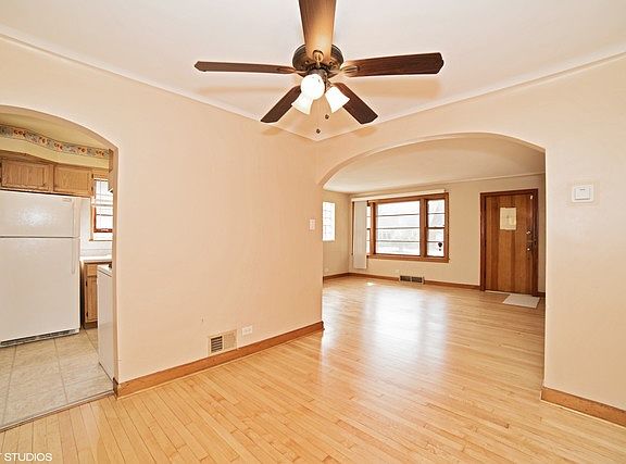 5th image of 8322 W Farragut Ave