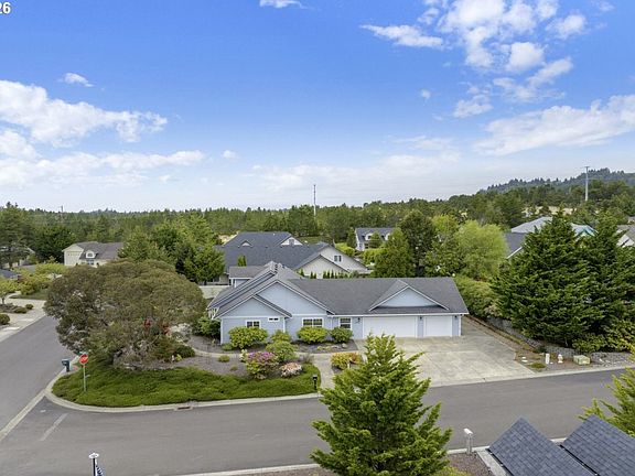 2nd image of 2515 Willow Crest Ct