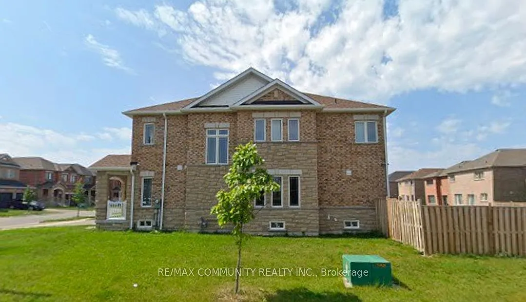 4 bed, $2,650 — Photo 2