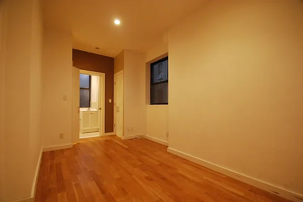 Rented by Bohemia Realty Group | media 7