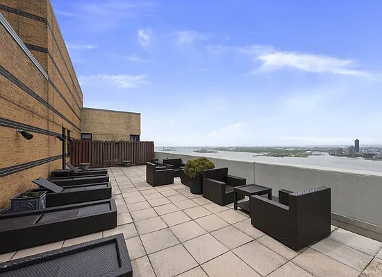 Sold by Ann Ferguson, LLC | media 10