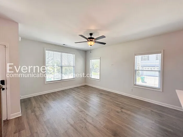 1741 Fenway Loop — Photo 10