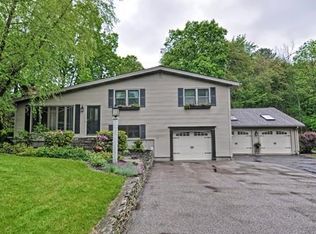 24 Chamberlain St, Hopkinton, MA 01748