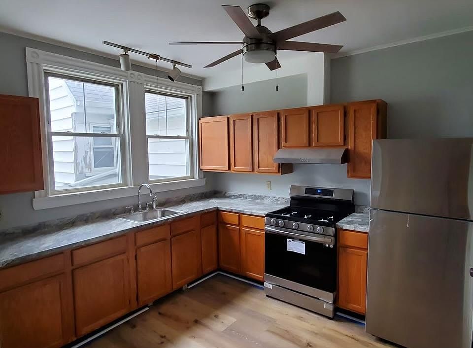 2nd image of 348 South St #A