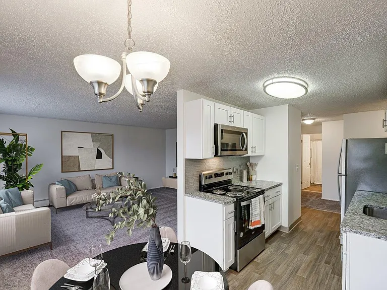 Hilton Village Apartment Homes — Photo 8
