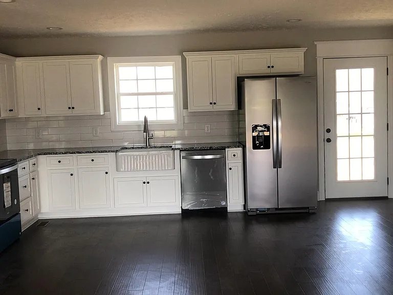 202 Graham Way — Photo 16