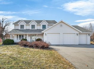 2621 Southridge Cir, Ames, IA 50014