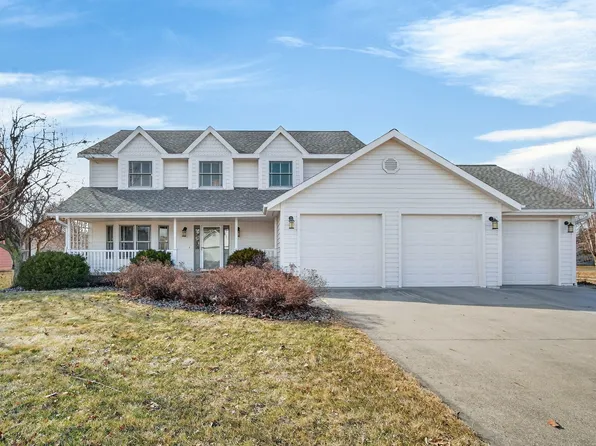 2621 Southridge Cir, Ames, IA 50014