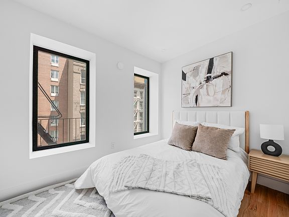 3rd image of 452 W 36th St #3A