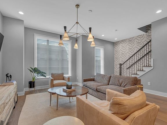 3rd image of 1228 4th Ave N #5