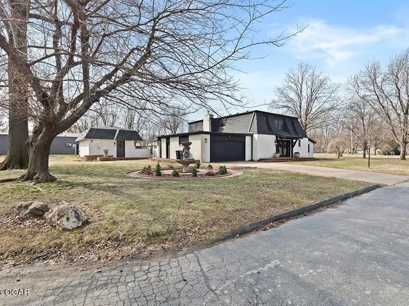 606 Meadowmere St, Webb City, MO 64870
