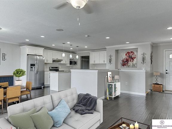 5th image of 3350 N 207th Ter