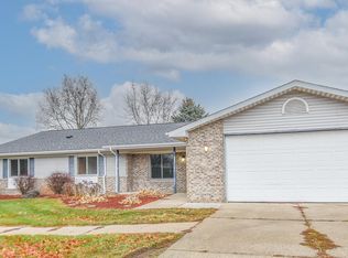 804 Cornell Rd, Quincy, MI 49082