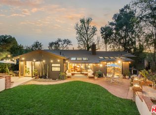 4808 Don Pio Dr, Woodland Hills, CA 91364