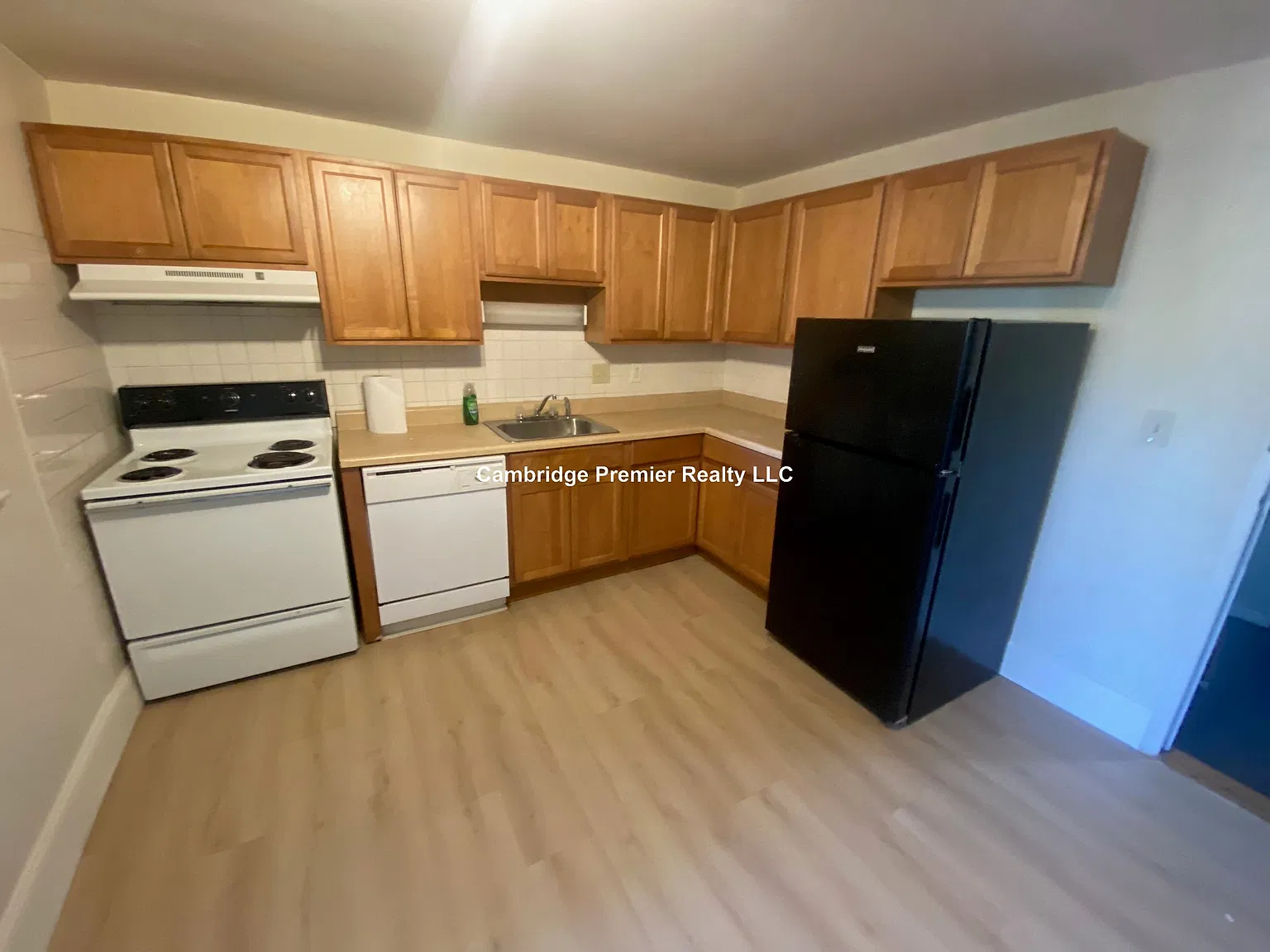 1 bed, 700 sqft, $2,300 — Photo 1