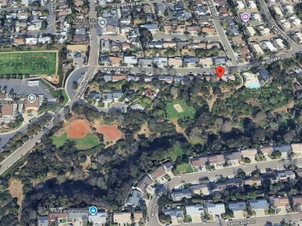 961 Woodlake Dr, Cardiff, CA 92007