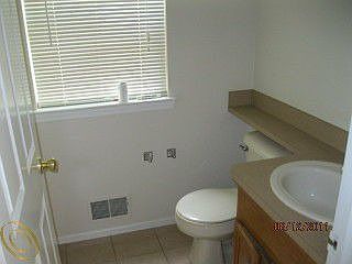 5th image of 30524 Fairfax St