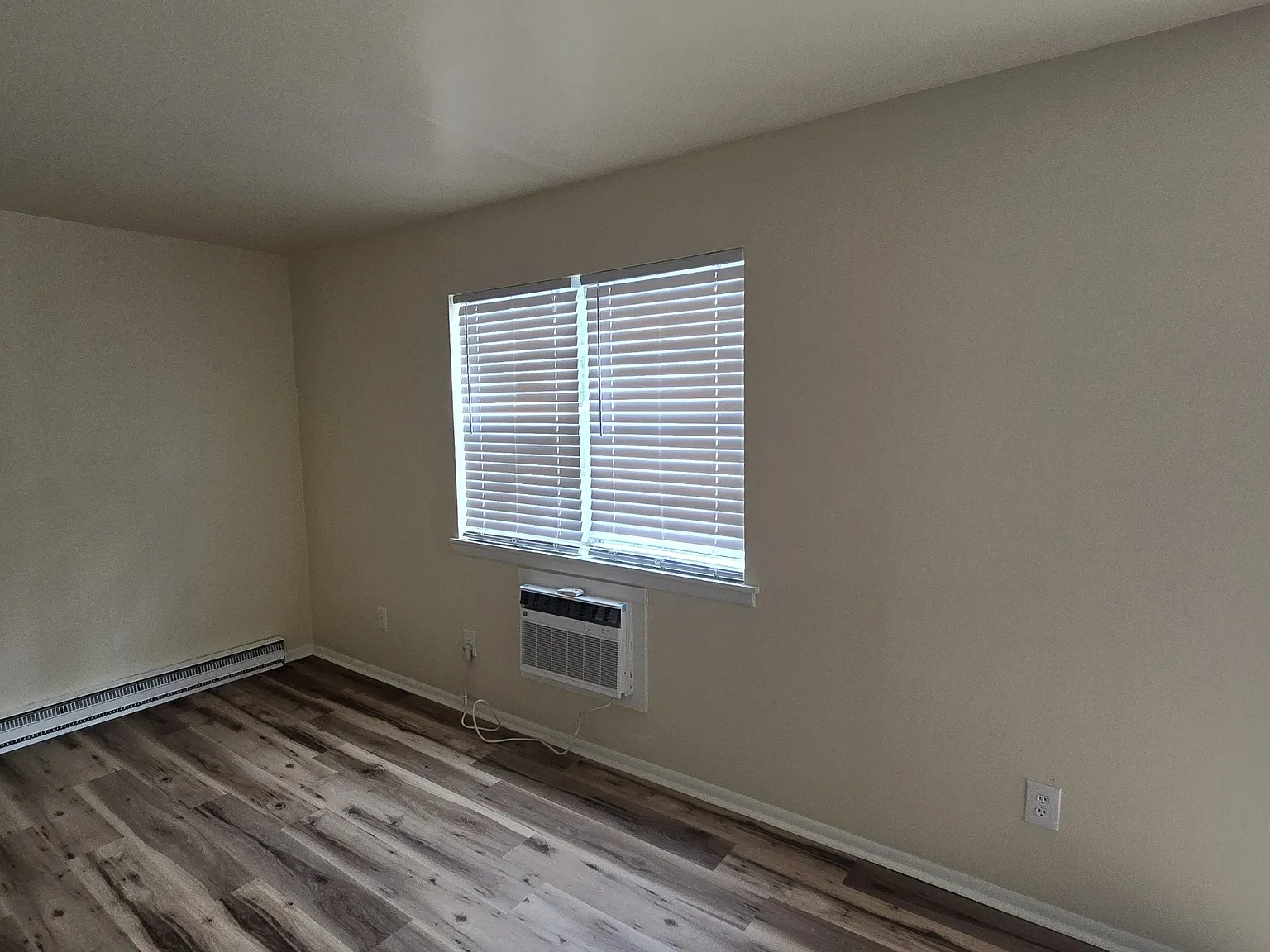 1 bed, $1,395 — Photo 2