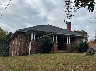 400 E 28th St, Winston Salem, NC 27105